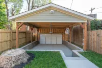Parkside Comfort | JZ Vacation Rentals