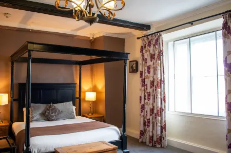 Scole Inn Hotel Отели в г. Diss