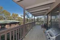 Beacon Point Ocean View Villas Hotels in Tanybryn