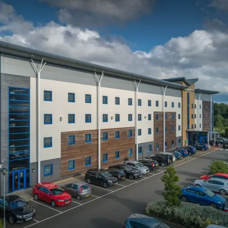 Holiday Inn Express KETTERING by IHG Отели в г. Кеттеринг