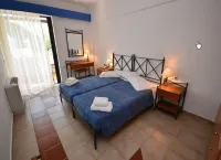Porto Ligia Hotels in Paleros