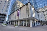 Premier Inn Cardiff City Centre (Queen Street) Отели рядом со станцией Cardiff Queen Street