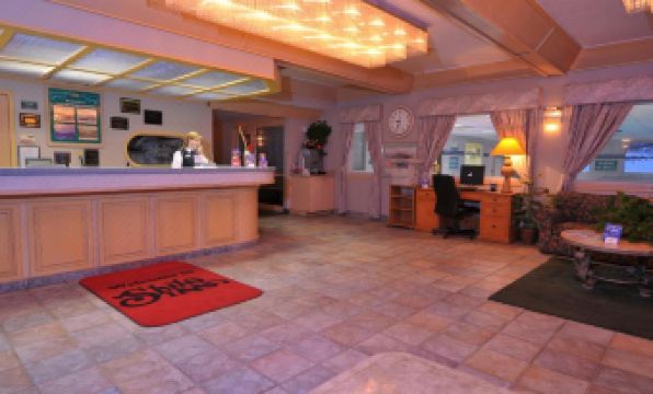 Shilo Inn Suites Hotel - Nampa Suites