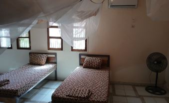 Le Triskell Auberge - Hostel