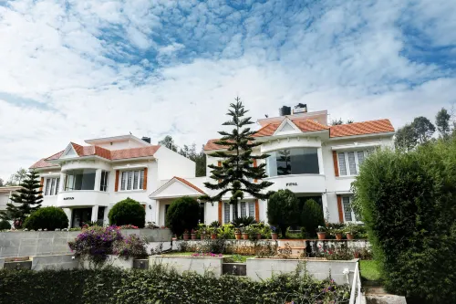 Twin Tree Hotels in Kotagiri