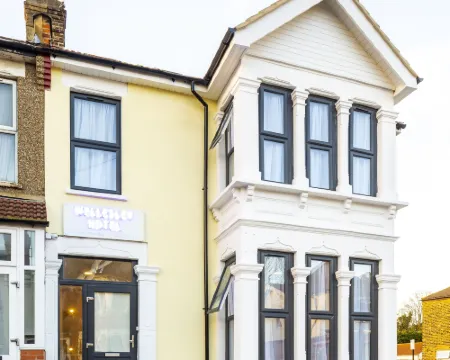 Wellesley Hotel Hotels in Ilford