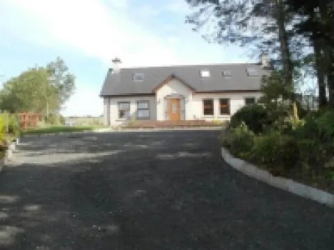 Teach an Cheoil Hotels in Ballycastle