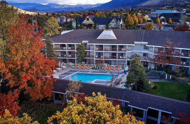 Ashland Hills Hotel & Suites photo 5