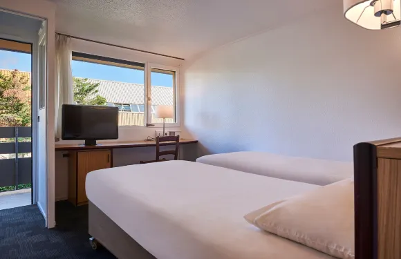 阿格諾基里亞德直達酒店