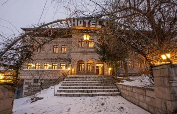 卡帕多起亞石湖酒店