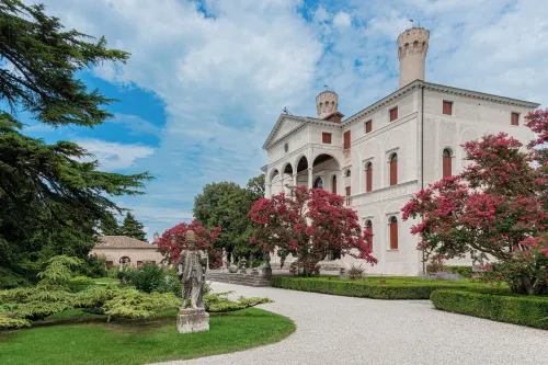 Castello di Roncade Hotels in Meolo