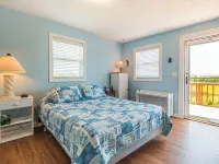 선셋 베이, 탑세일 리얼티