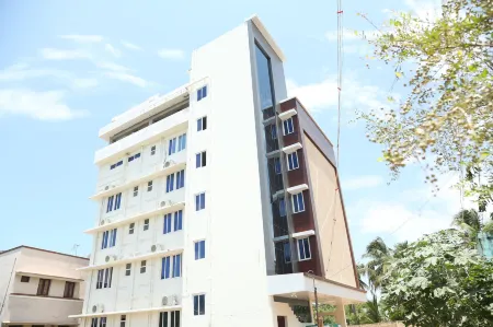 Hotel Tawfeeq Palace Отели в г. Танджавур