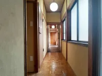 Amino Guesthouse Bench