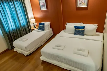 รูปภาพของโรงแรม พลอยบุรี บูธีค