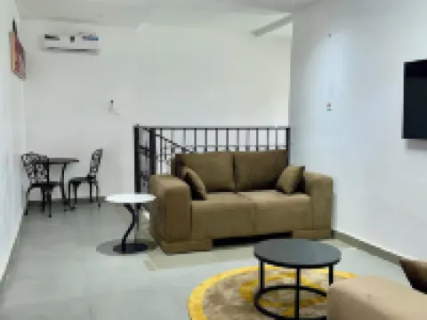Bilak Luxury Apartments & Homes Ltd Hotels near Nnamdi Azikiwe International Airport Terminal