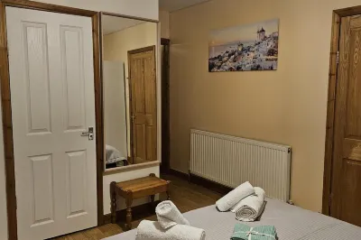 Cockfosters - Apartment - Sleeps 3 - Near Underground Hotels in Potters Bar
