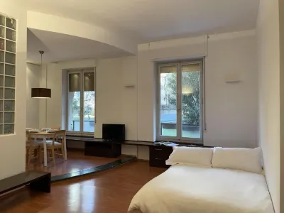 Accomodo Mib52 Bivano Sant'Ambrogio Hôtels à : San Vittore