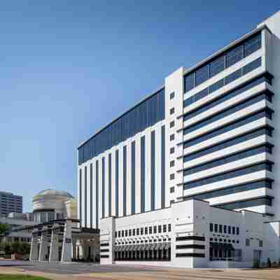 Hilton Shreveport Hotel Exterior