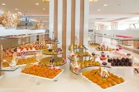 Palm Wings Beach Resort & Spa Kusadasi- All Inclusive Hotels near Kuşadası plajı