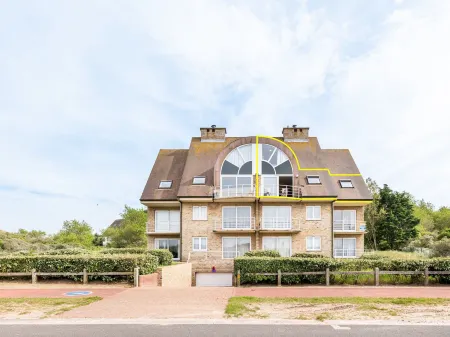 Apartment in de Panne Near the Beach