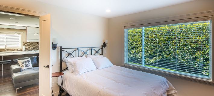 Qualicum Beach Ocean Suites Hotels in Nanaimo