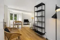 WHome Chic & Stylish Retreat in Estoril's Finest Location