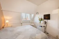 Blankebil Rooms Hotels in Zandvoort