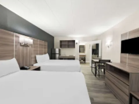 Suburban Studios Mason Near Kings Island Hotels in Mason