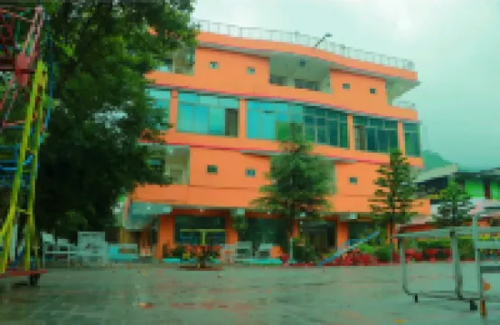 Isfania Continental Hotel