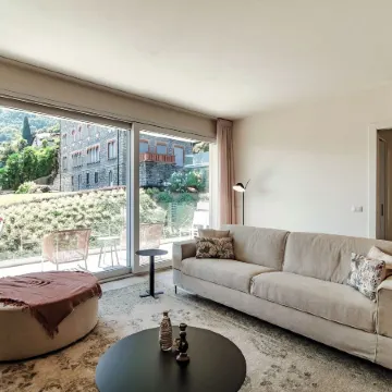 Casa Sofia - by Myhomeincomo