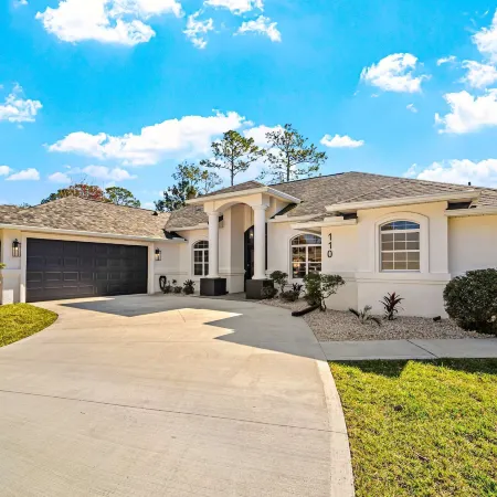 Luxury Retreat With Pool in Palm Coast