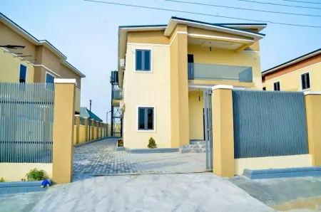 Wedgewood One Shortlet Apartment Отели рядом с достопримечательностью «ИИТА Форест Сентер»