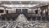 Hotel Royer Urbana Champaign, Tapestry Collection by Hilton Hotels in Cunningham Township