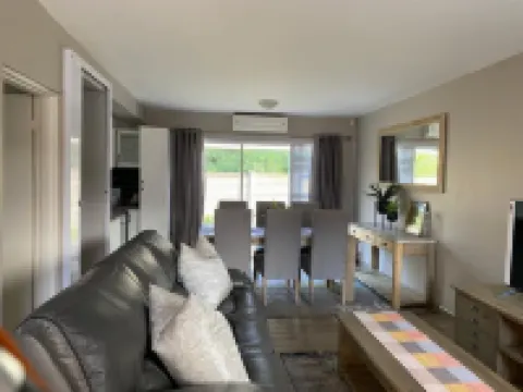 12 Saddleback Village