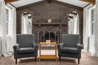 Two Kitchens Family Friendly in Forestdale Hotels in Forestdale