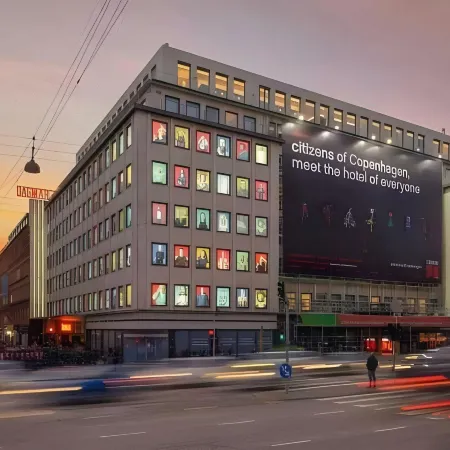 CitizenM Copenhagen Radhuspladsen Отели рядом с достопримечательностью «Площадь Гаммельторв»