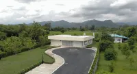 Villa Paramount 2 Hotels in Ban Na