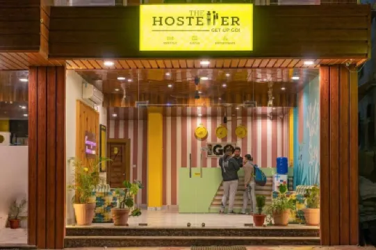 The Hosteller Rishikesh, Upper Tapovan Hotels near Ram Jhula