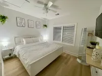 Cozy 2/1 Duplex 10 min from ATL Airport- Unit A Hotels in Riverdale