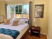 Stunning roomy 4-bedroom home, near the beach. Stay for a month @ 1/2 the price!