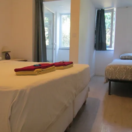 GuestHouse Marialva Park Hoteles en Corroios