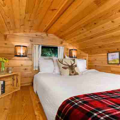 Tiny Digs - Hotel of Tiny Houses Rooms