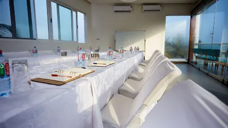 La Villa Aphro Отели в г. Нглши Аманфро