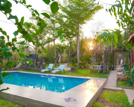 Beulah Court Vineyard Guest House Hotels in Chobe
