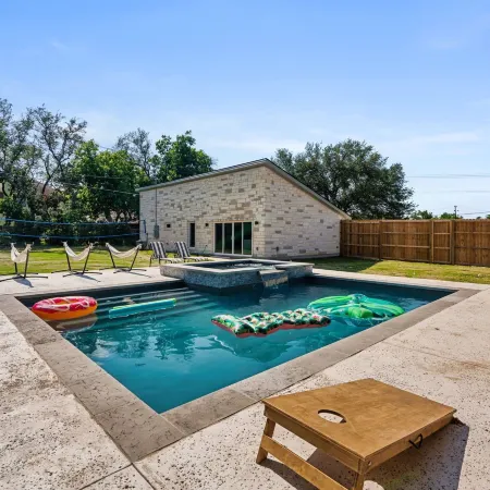 The Gateway - 6Bed W Two Houses GameRoom & Pool
