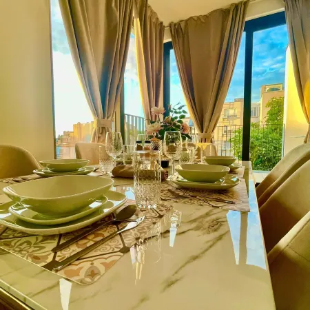 One Lux Stay Near Antwerp Central - 3 Bedroom 1.5 Bathroom