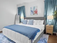 4BR Near Airport - King Bed, Beauty Bar, & Parking Hotels in Pooler