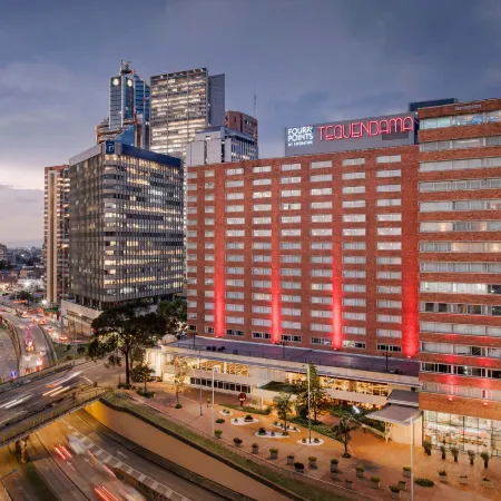 Four Points By Sheraton Bogotá, Tequendama Отели рядом с достопримечательностью «Гора Монсеррат.»