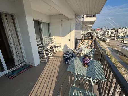 Lewes Canalfront Condo! Amazing Views!  Walk to Beach or Town!